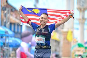 BIB: 5603
                            <button type="button" onclick="openModal(24883055)" class="btn btn-primary btn-sm float-right btn-popup" data-toggle="modal" data-target=".modal-high-quality">
                        <i class="fas fa-shopping-cart"></i> Add to Cart
                    </button>
                                            <button type="button" onclick="isThisMe(24883055, true)" class="btn btn-success btn-sm float-right btn-popup btn-isme hidden" data-toggle="tooltip" data-placement="bottom" title="นี่คือรูปของคุณใช่ไหม คลิกที่นี่เพื่อเอาเข้าอัลบั้ม">
                        <i class="fas fa-plus"></i> Add to album
                    </button>
                    <button type="button" onclick="isThisMe(24883055, false)" class="btn btn-warning btn-sm float-right btn-popup btn-isnotme hidden">
                        <i class="fas fa-ban"></i> Remove from album
                    </button>